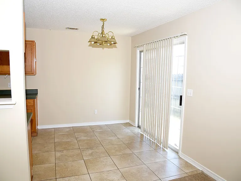 645 Jerrells Ave — Photo 8