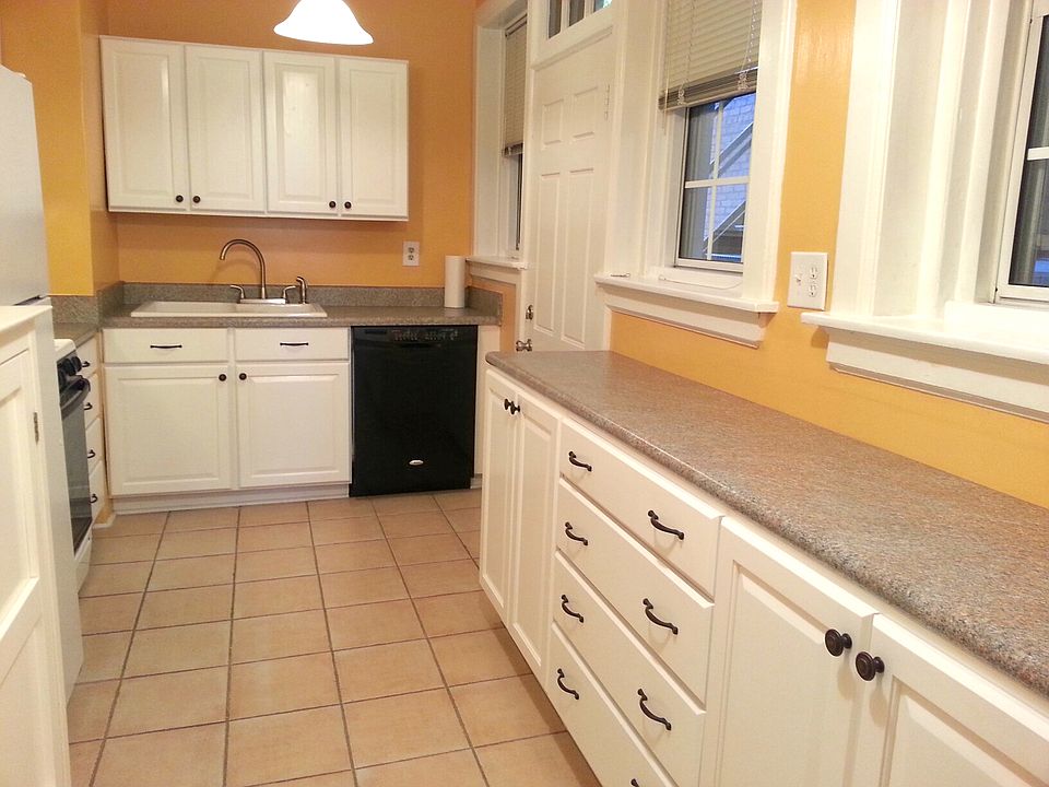 1st image of 1008 Westover Ave #202B