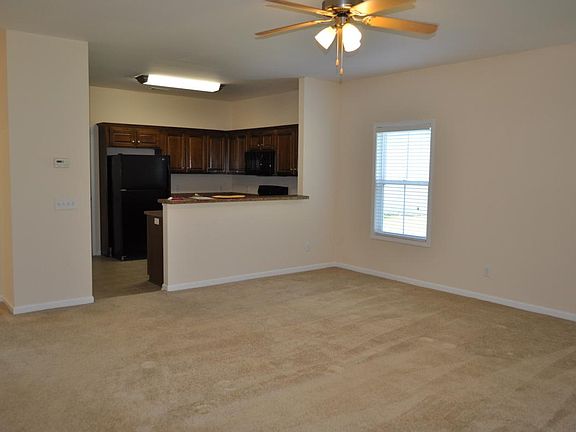 2nd image of 255 Sawgrass Trl
