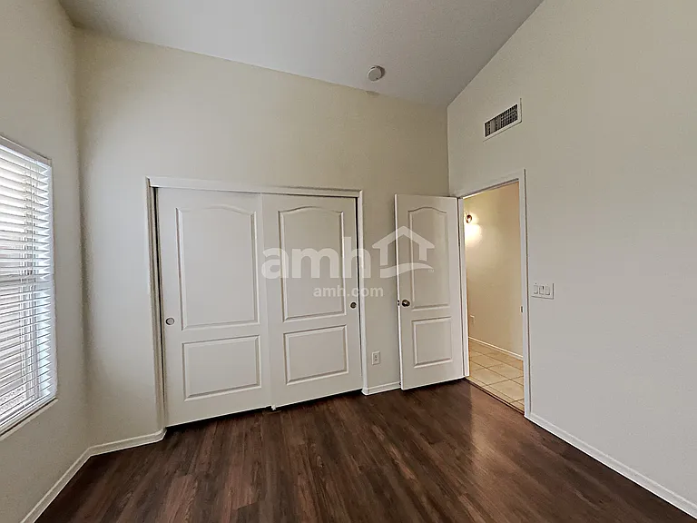 12723 W Edgemont Ave — Photo 18
