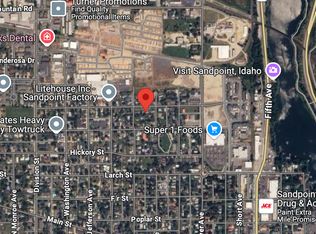 907 Chestnut St, Sandpoint, ID 83864