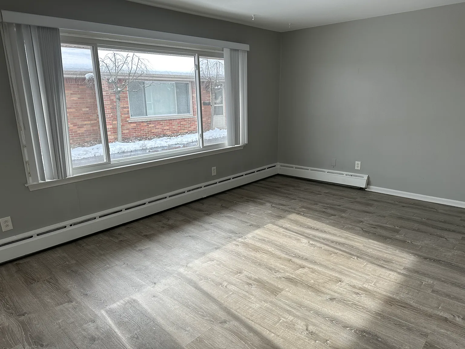 1 bed, 550 sqft, $1,100 — Photo 4