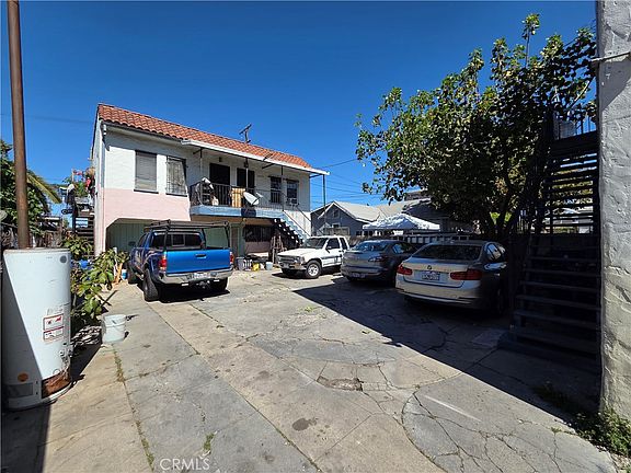 5th image of 1423 E 52nd St