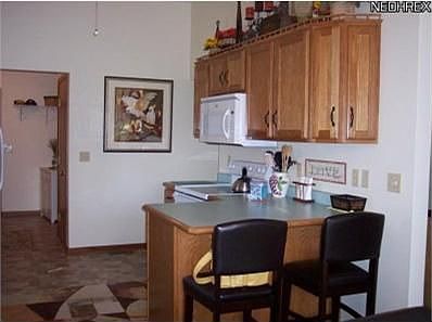 4th image of 1239 Julia Dr