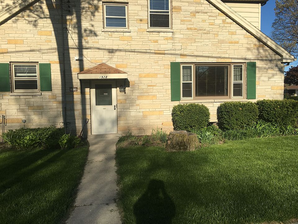 1st image of 1928 W Grange Ave