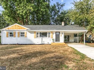 6033 William Dr, Mechanicsburg, PA