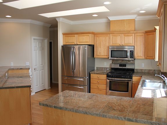 3rd image of 3810 69th Ave W