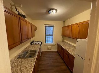 450 E 184th St #F, Bronx, NY 10458