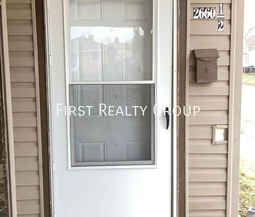 2nd image of 2660 1/2 Hazel Ave