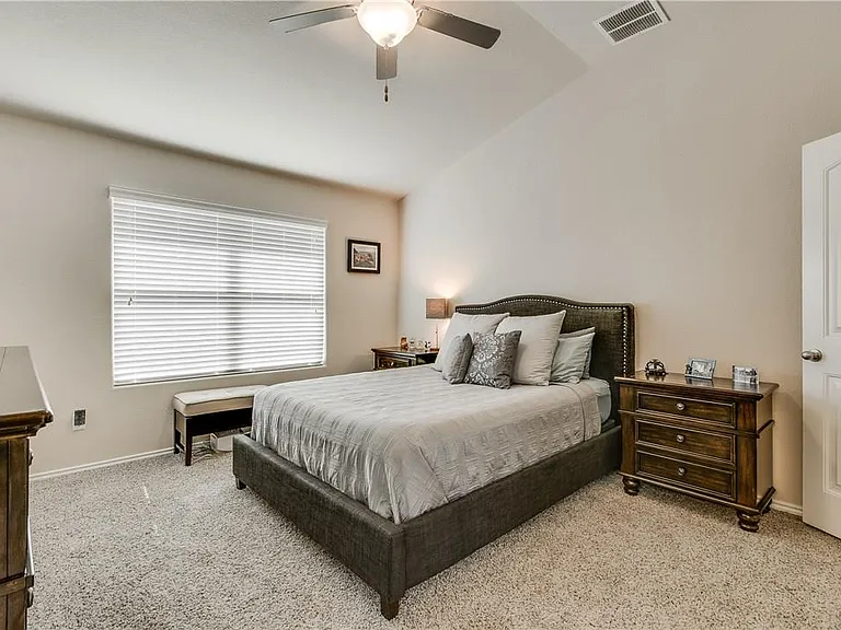 341 Wincliff Dr — Photo 18