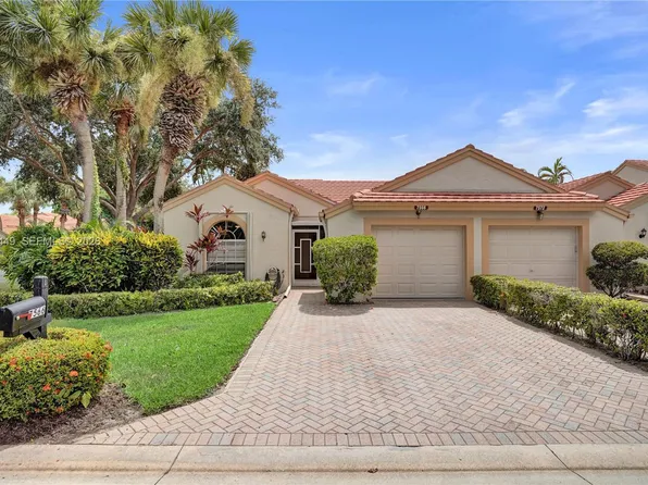7566 Red Ruby Dr, Delray Beach, FL 33446
