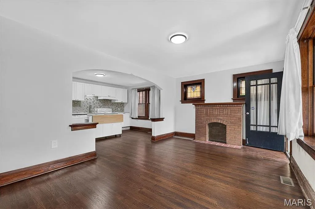 2 bed, 1100 sqft, $1,395 — Photo 4
