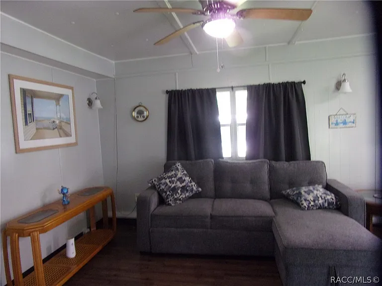 8810 W Arber Ct — Photo 7