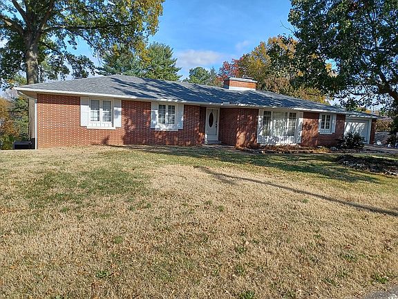 4th image of 2404 Hillsdale Dr