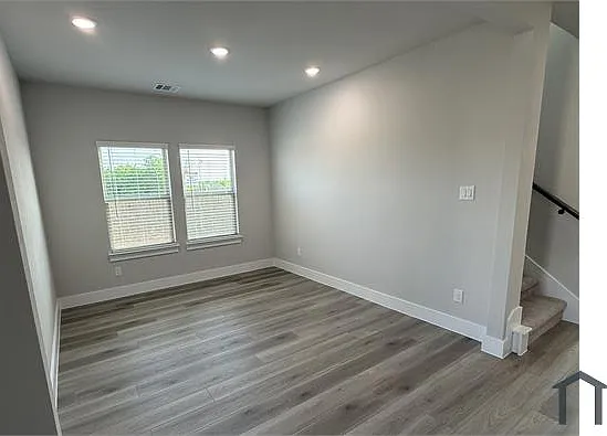 2401 Overlook Dr — Photo 12