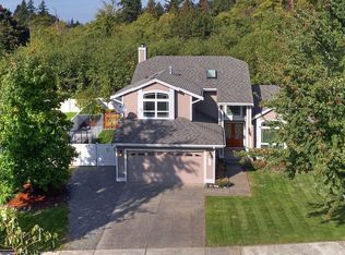 3625 Crystal Ridge Dr SE, Puyallup, WA 98372