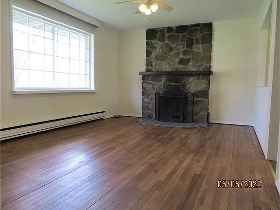3rd image of 199 Sycamore Dr