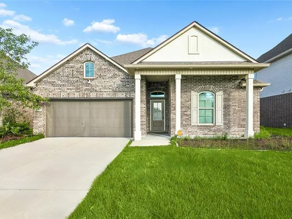 129 Lakeshore Vlg S, Slidell, LA 70461