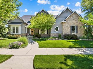 5572 N Mendelson Ave, Meridian, ID 83646