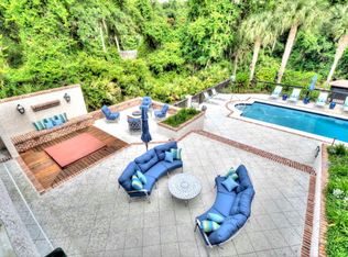 15 1/2 Tanglewood Rd, St Simons Island, GA 31522