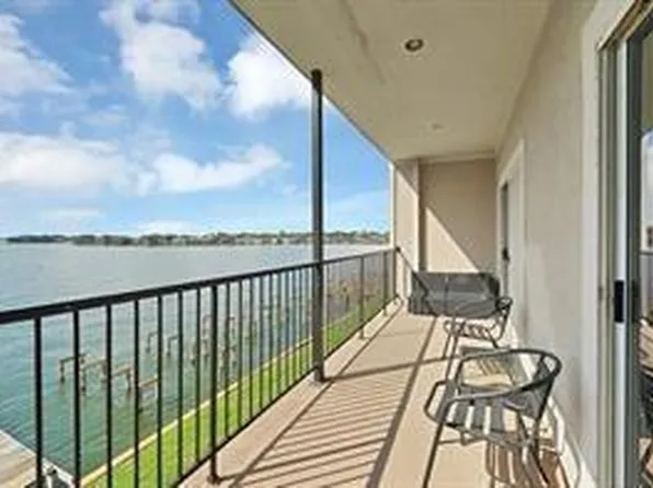 7039 Kingston Cove Ln, Willis, TX