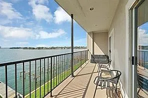 7039 Kingston Cove Ln Photo 1