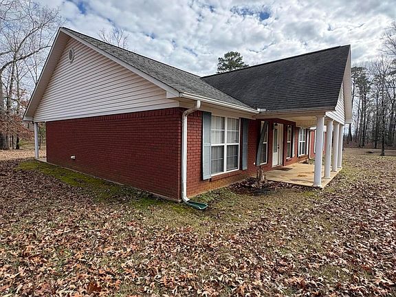 3rd image of 915 Gilmer Rd S