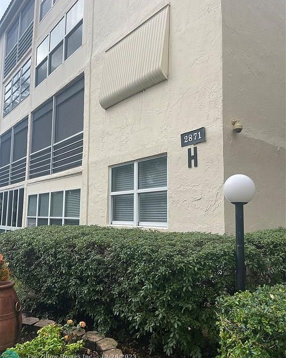 Somerset Condominiums 2871 Somerset Dr Fort Lauderdale FL Zillow