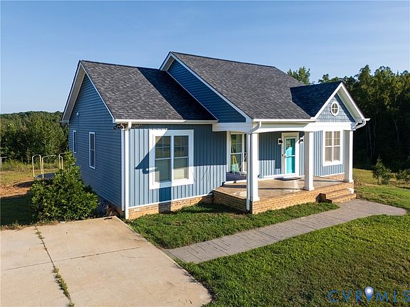 2nd image of 90 Chaffin Ln