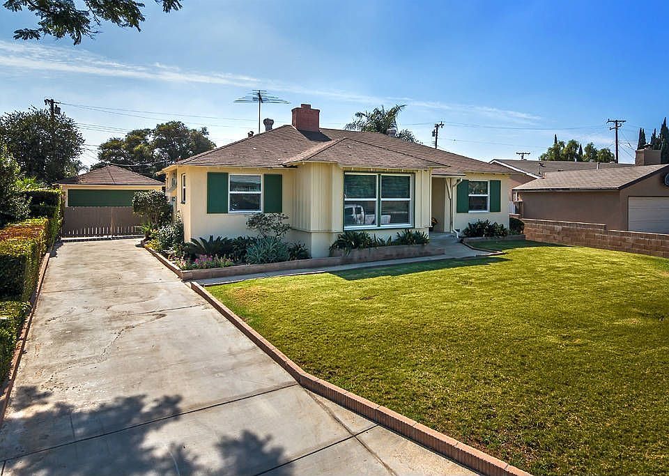 1st image of 14354 De Alcala Dr