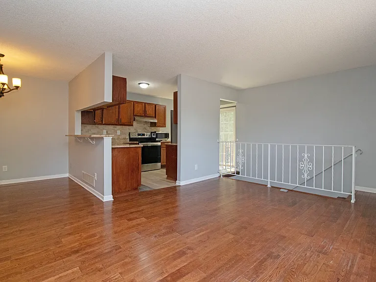 7626 Wedgewood Ct N — Photo 11