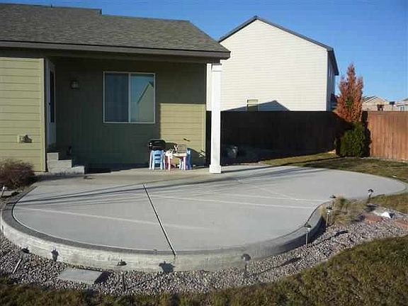 4th image of 6111 Hampshire Ct
