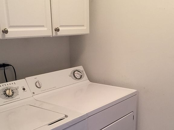5th image of 1051 Savoy Ct #1051