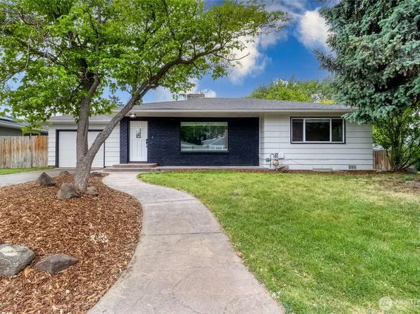 706 SE 5th Street, College Place, WA 99324