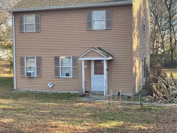 4201 Martha Ln, Richmond, VA 23234