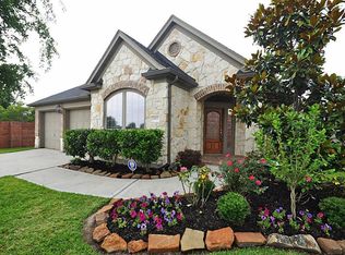 3907 Jade Cove Ln, Sugar Land, TX 77479