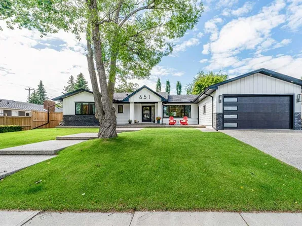 651 N Willingdon Blvd SE, Calgary, AB T2J 2B3