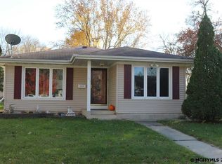 1013 6th St SW, Mason City, IA 50401