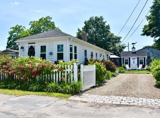 30 13th St, Wareham, MA 02571