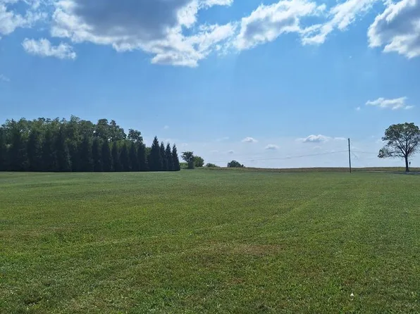 7670 Long Ln, Saint Thomas, PA 17252