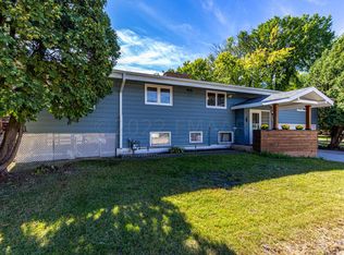 501 16th Ave S, Moorhead, MN 56560