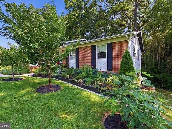 5th image of 6401 Limerick Ct