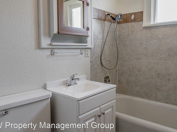 4th image of 1604 7th St APT 3