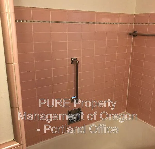 4725 SE Clinton St — Photo 15