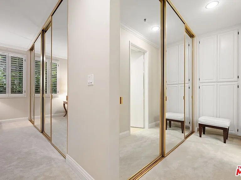 2132 Century Park Ln #103 — Photo 30