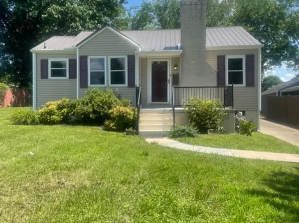410 W Young High Pike, Knoxville, TN 37920