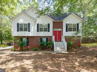 42 Piedmont Dr, Senoia, GA 30276