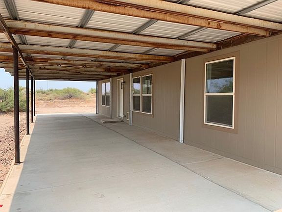 3rd image of 3825 S Avenue 52 E