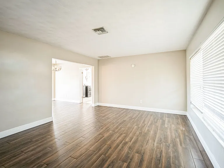 1513 S Haven Dr — Photo 8