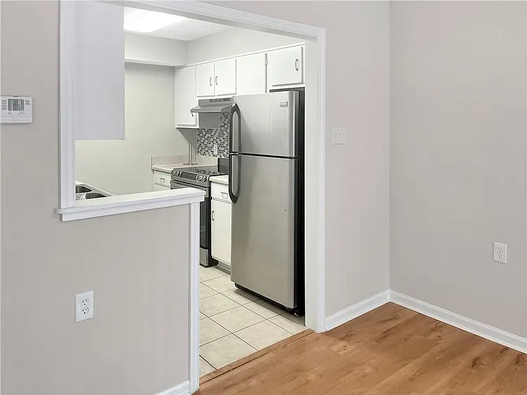 475 Mount Vernon Hwy NW #C121 — Photo 2